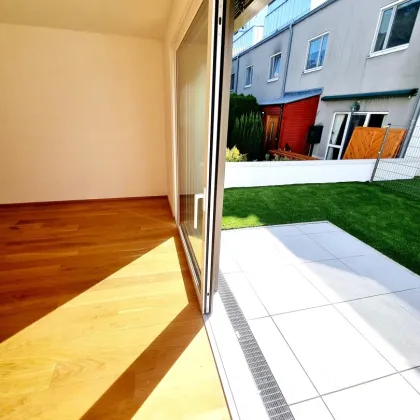 Lebens(t)raum Erfüller! Cooles Townhouse mit Garten! Ideale Raumaufteilung + Erdwärme + Absolute Ruhelage + Tiefgarage + Ideale Süd Ausrichtung! Nachhaltig und zukunftssicher investiert! - Bild 2