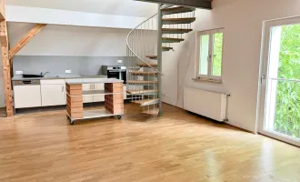 Moderne Dachgeschoßwohnung mit Galerie im Nonntal