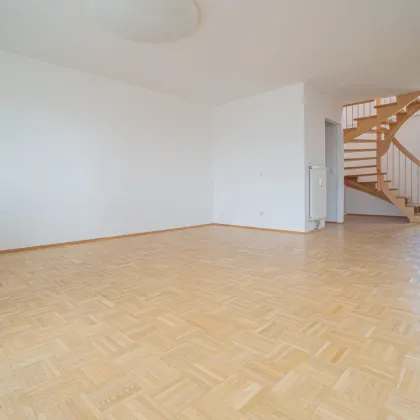 Helle Maisonette Wohnung mit großer Terrasse und Carport - Bild 3