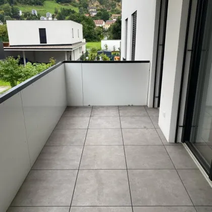 Modernes Wohnen in Graz: Helle 2-Zimmer-Wohnung davon 1 Zimmer Essen/Wohnen/Kochen mit Balkon und top Ausstattung für nur 630,97 € Miete! - Bild 2