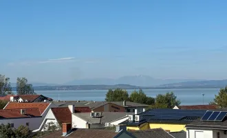 *Sommer 2025* Einzigartigen Dachgeschosswohnung mit rund 50 qm Dachterrasse/Gründach mit uneingeschränktem Blick auf den See!