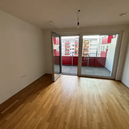 LINZ INNENSTADT - Tolle 2-ZImmer Wohnung inkl. Küche und Balkon! - Bild 2