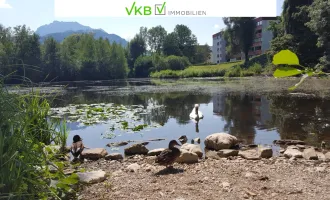 IDYLLISCHE GMUNDNER RANDLAGE MIT BERGPANORAMA