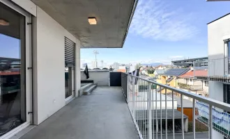 Neuwertige und schöne 3 Zi Wohnung mit Balkon und XXL-Terrasse in Graz - Liebenau