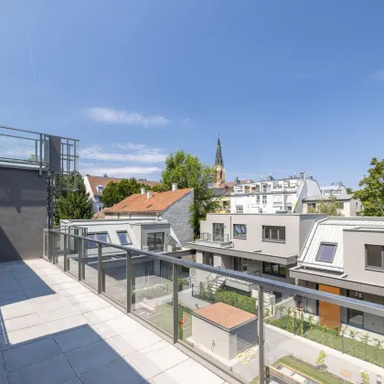 Neubau !   Erstbezug  mit luxuriöser Terrasse im DG - Entdecke dein neues Zuhause in 1210 Wien! - Bild 2