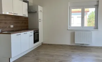 Schöne 2-Zimmer Wohnung und Balkon!