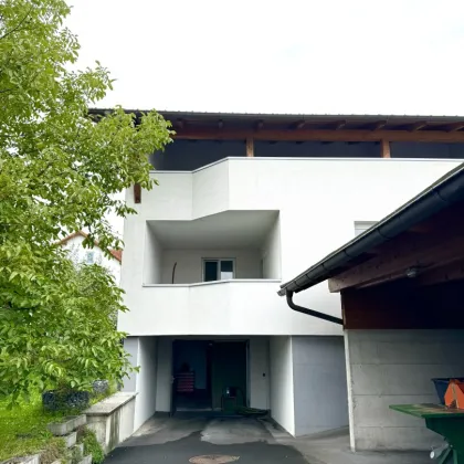 NEUER PREIS! Traumhaftes Zweifamilienhaus in Unterweitersdorf - 2 Wohneinheiten, modernisiert, mit Garten, 2 Balkonen und 4 Stellplätzen! - Bild 3