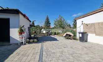 WIE NEU!! Komplett saniertes Einfamilienhaus mit Charme und viel Platz