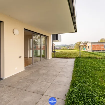 moderne helle 2- Zimmer Gartenwohnung in Neumarkt - Carport - Einbauchküche - Bild 2