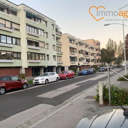 Familientraum! 4 Zimmerwohnung mit Loggia und Tiefgaragenplatz zum kaufen! - Bild 2