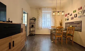 Bereit für den Einzug - Charmante 3-Zimmer-Wohnung mit extra Küche in zentraler Lage - Nähe U1!