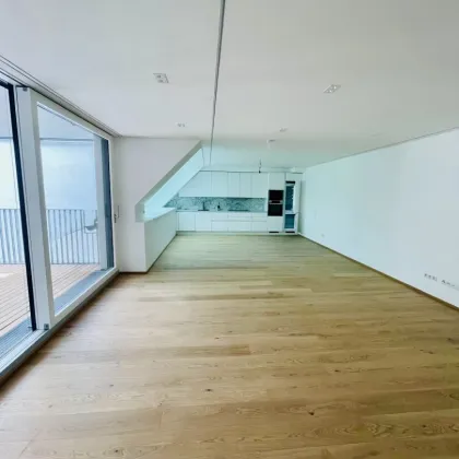 | TERRASSE | 4 ZIMMER DACHGESCHOSSWOHNUNG | 12 m2 BALKON | NAHE INNENSTADT | STADTPARK | MODERN | 1. DACHGESCHOSS - Bild 2