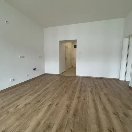 Provisionsfrei: Renovierter 66m² Erstbezug mit 2 Zimmern Nähe U3 - 1150 Wien! - Bild 2