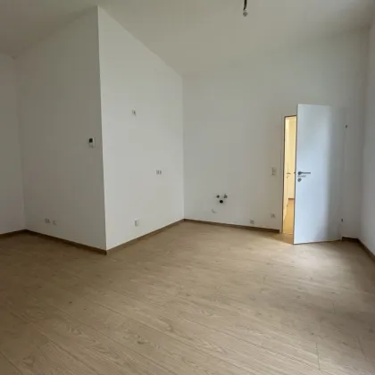 Provisionsfrei: Unbefristeter 50m² Altbau-Erstbezug mit 2 Zimmern - 1100 Wien! - Bild 2