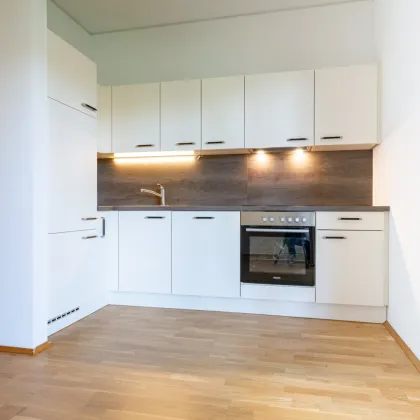 NEUWERTIGE 3-ZIMMER-WOHNUNG MIT BALKON - Bild 3