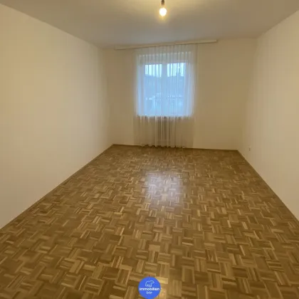 attraktive sanierte 85m² Wohnung - Einbauküche - Garage - zentral - barrierefrei - Bild 3