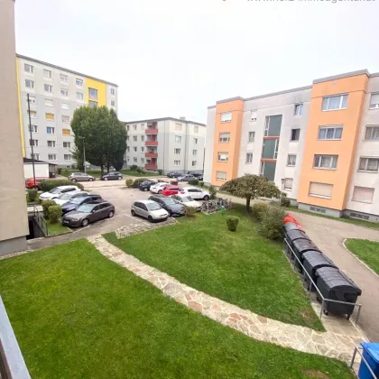 Stadtwohnung im Hochparterre mit großer Loggia, in Wels zum kaufen! - Bild 3