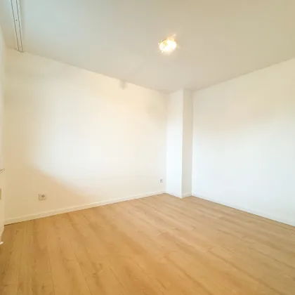 *FREIER MIETZINS + MODERN* HELLE NEUBAUWOHNUNG IN TOP-LAGE - Bild 3