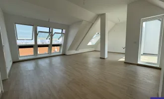 Provisionsfrei: Klimatisierter 87m² DG-Erstbezug + Terrasse im topsanierten Altbau - 1100 Wien