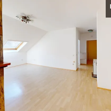 | HELLE ALTBAUWOHNUNG IM DACHGESCHOSS  | 1 ZIMMER  | 3. OG | GRAZ-GEIDORF - Bild 3