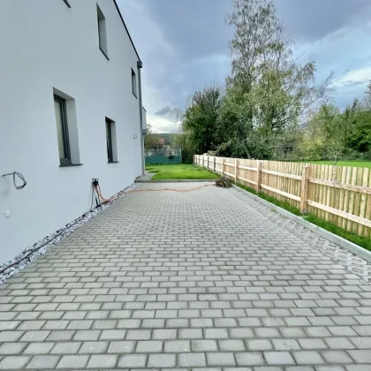 Modernes Traumhaus in Willendorf - ca. 165m² NFL - Erstbezug - Balkon - Terrasse - Fußbodenheizung - Belagsfertig - Bild 3