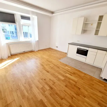 Entzückende Altbauwohnung - Klein aber OHO! Hofseitige Terrasse + Schönes Altbauhaus + Tolle Infrastruktur und Anbindung! Jetzt zugreifen! - Bild 2