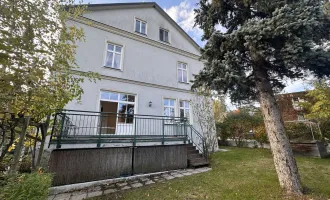 Eigentumswohnung mit 16m² Terrasse und 180m2 EIGENGARTEN - schöner Altbau am Stadtrand - 1140 Wien