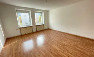 Günstige 80m² Familienwohnung - zentrale Lage