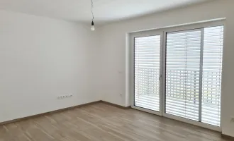 Helle Mietwohnung im 1.OG in absoluter Ruhelage mit Freisicht samt Ostbalkon, Loggia, Carport mit Abstellraum und Parkplatz.