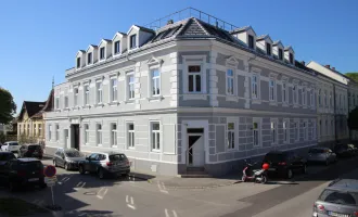 PRACHTVOLLER STILALTBAU, GEPFLEGTE ERDGESCHOSSWOHNUNG, BESTLAGE KORNEUBURG!!