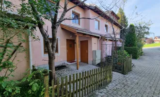 Gemütliches Reihenhaus mit Garten, Balkon und 2 TG-Stellplätzen