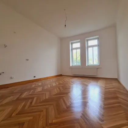 Altbau Erstbezug | 4 Zimmer | Balkonoption - Bild 3