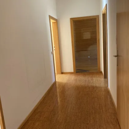 Traumwohnung mit Balkon in zentraler Lage - mit 94,68 m² - Bild 2