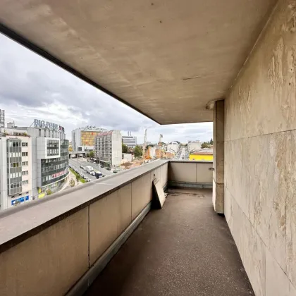 unbefristete Büroräumlichkeiten mit traumhafter Terrasse mit Blick über Hetzendorf! - Bild 3