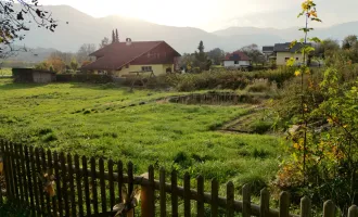 Schönes Grundstück mit bester Infrastruktur