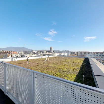 TERRASSEN HIT! 3-Zimmer WOHNTRAUM im obersten Stock mit BALKON und großer DACHTERRASSE! Ab sofort verfügbar! - Bild 2