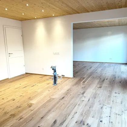 Eleganz auf zwei Ebenen - 4-Zimmer Maisonette in Oberndorf - Bild 2