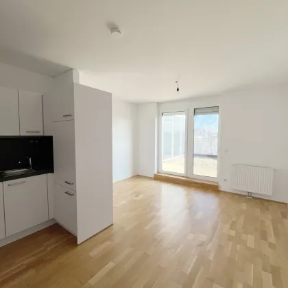 TERRASSEN HIT! 3-Zimmer WOHNTRAUM im obersten Stock mit BALKON und großer DACHTERRASSE! Ab sofort verfügbar! - Bild 3