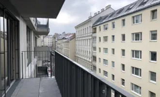 Neues modernes Wohnen mit großem Balkon und 2 Zimmern