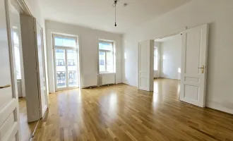 Unbefristet! Traumhafte Altbauwohnung am Spittelauer Platz: 4 Zimmer, 2 Badezimmer und Balkon