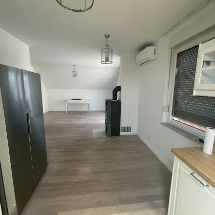 schöne Wohnung mit Dachterrasse  und mit PKW Abstellplatz zu vermieten - Bild 3