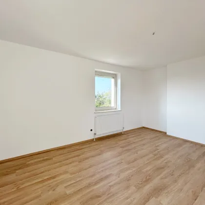 WOHNEN IN SCHWERTBERG - LEISTBARE 3 ZIMMER WOHNUNG MIT BALKON UND GARAGE - Bild 2