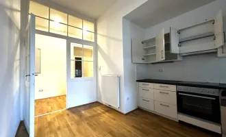 ALTBAUJUWEL Mitten in St. Leonhard in Nähe zur TU Graz! 3 Zimmer, Innenhofbalkon & wunderschöner Fischgrätparkett - gleich anfragen und begeistern lassen!