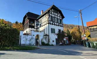 Grundstück mit fantastischer Aussichtslage und Villa in altdeutschem Fachwerk-Stil inkl. baubewilligter Planung