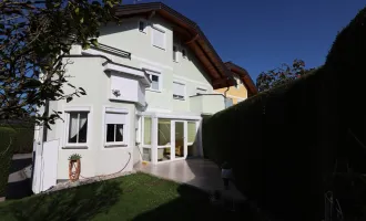 Traumhaftes Wohnen am Walserberg: Moderne Doppelhaushälfte mit Bergblick, großem Garten und viel Platz für die ganze Familie!