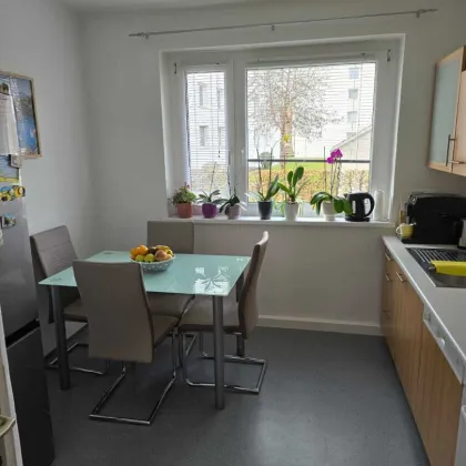 Südseitige, schöne 3 Zimmerwohnung mit Balkon! - Bild 2