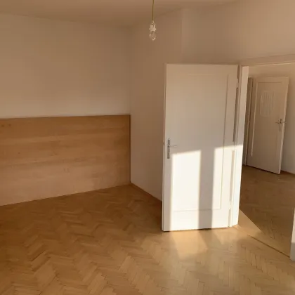 Traumhafte Dachgeschosswohnung in Wiener Neustadt - 75m², 3 Zimmer! - Bild 3