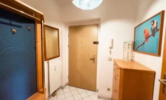 *Neu* Große 2 Zimmer Wohnung I hofseitiger Balkon I Zentrum