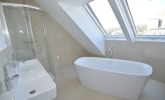 Welch perfekter Grundriss! Imposantes Penthouse mit vier Zimmer, zwei Bäder und einem grandiosen Fernblick! PROVISIONSFREI!