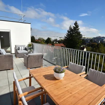 Familien aufgepasst! ENDLICH ein 5-Zimmer-Penthouse mit grandiosem Fernblick, bester Ausstattung und herrlicher Terrasse! - Bild 3